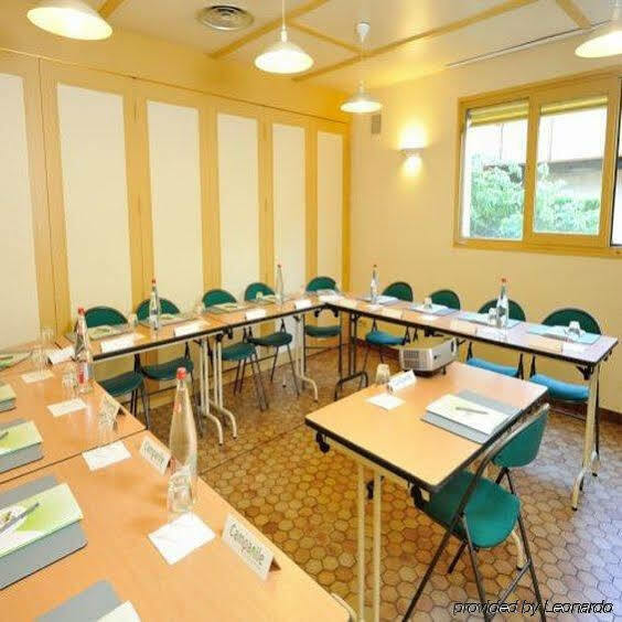 Campanile Cholet Otel Dış mekan fotoğraf